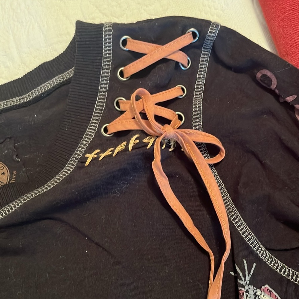 Double D Ranch Black Top with Turquoise Embroidery - Picture 4 of 6